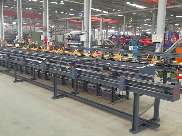 鋸切套絲打磨生產(chǎn)線(xiàn)