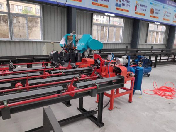 鋸切套絲打磨生產(chǎn)線(xiàn)