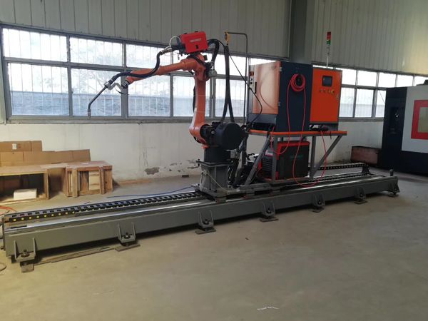 蓋梁骨架焊接機(jī)器人